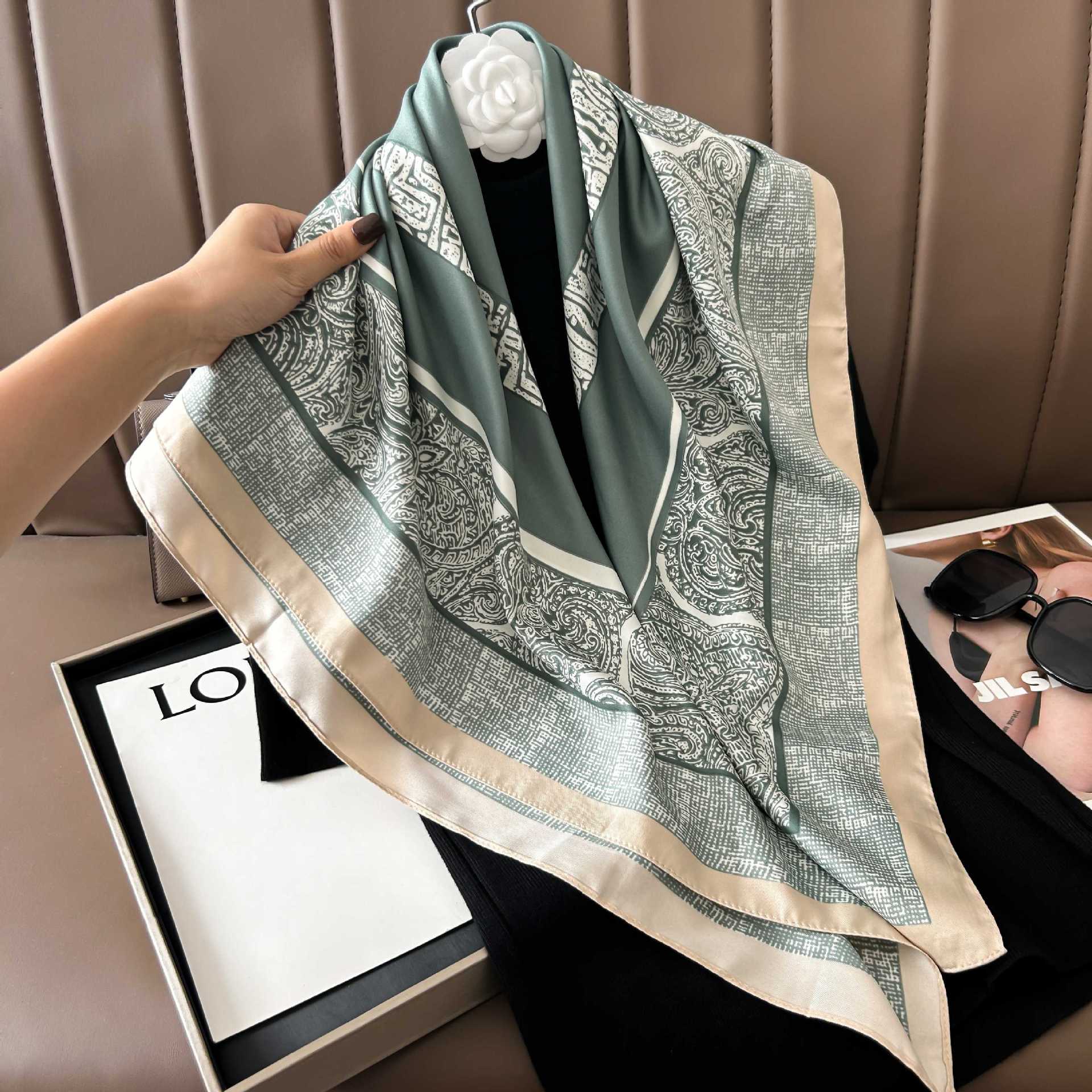 Picture of New 90cm Large Square Silk Elegant High-grade Decorative Shawl Women's Silk Scarf Fashion All-match Professional Scarf