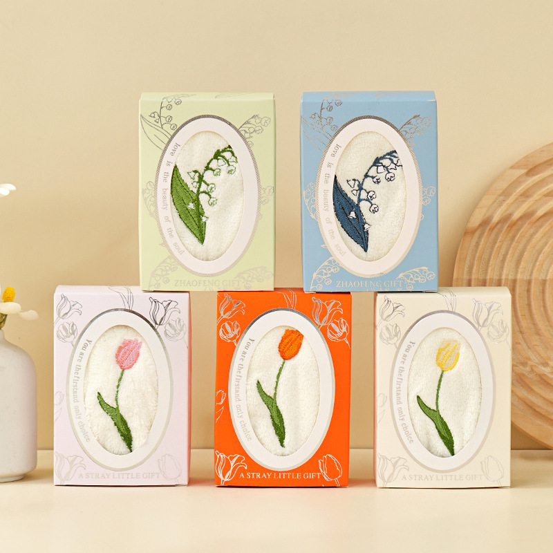 Souvenir Towels for Bridesmaids, Floral Embroidery, Baby Full-Month Gifts, Small Return Gifts, Women's Day Small Gift Designs