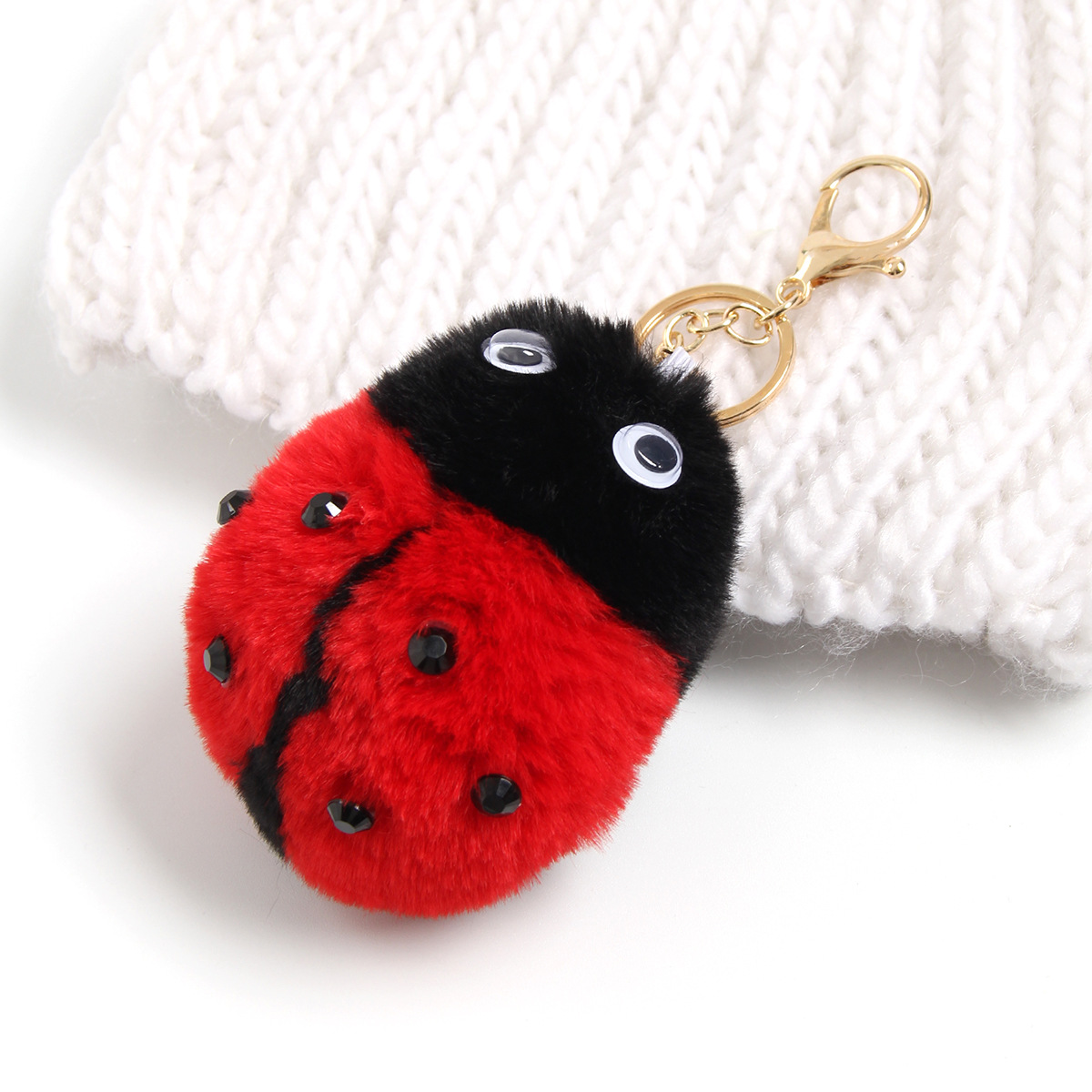 Cross-border color plush ladybug keychain cartoon beetle insect pendant girl luggage car accessories