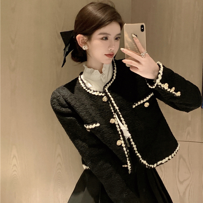 Picture of Rich Daughter Tweed Style Short Outwear 2024 Autumn and Winter New Slim and Versatile Retro Duffle Elegant Black Top