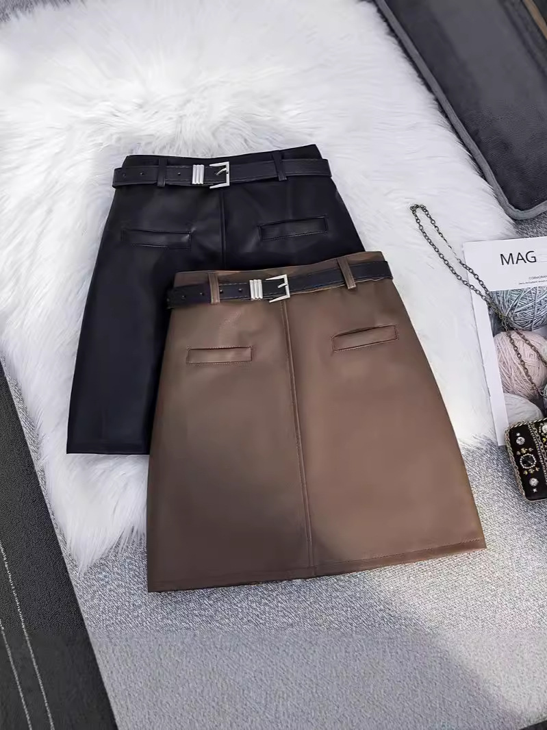 High waist slimming pu leather skirt women's autumn 2024 new academic style hot girl A- line hip anti-walking skirt