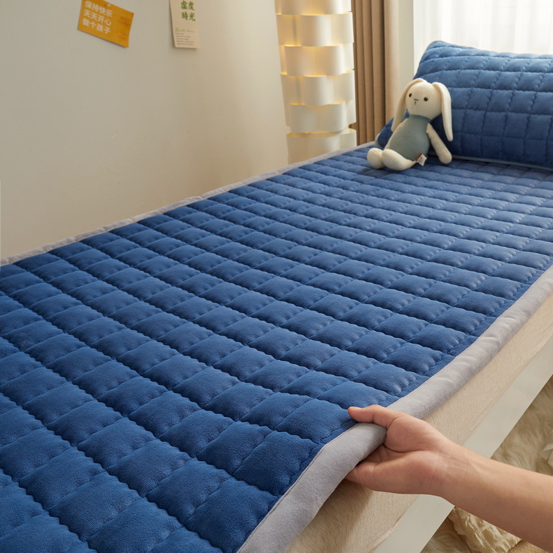 Picture of Milk Velvet Mattress Home Foldableing Soft Cushion Student Bedding Three-Piece Set Printed Dormitory Mat Special Single Mattress