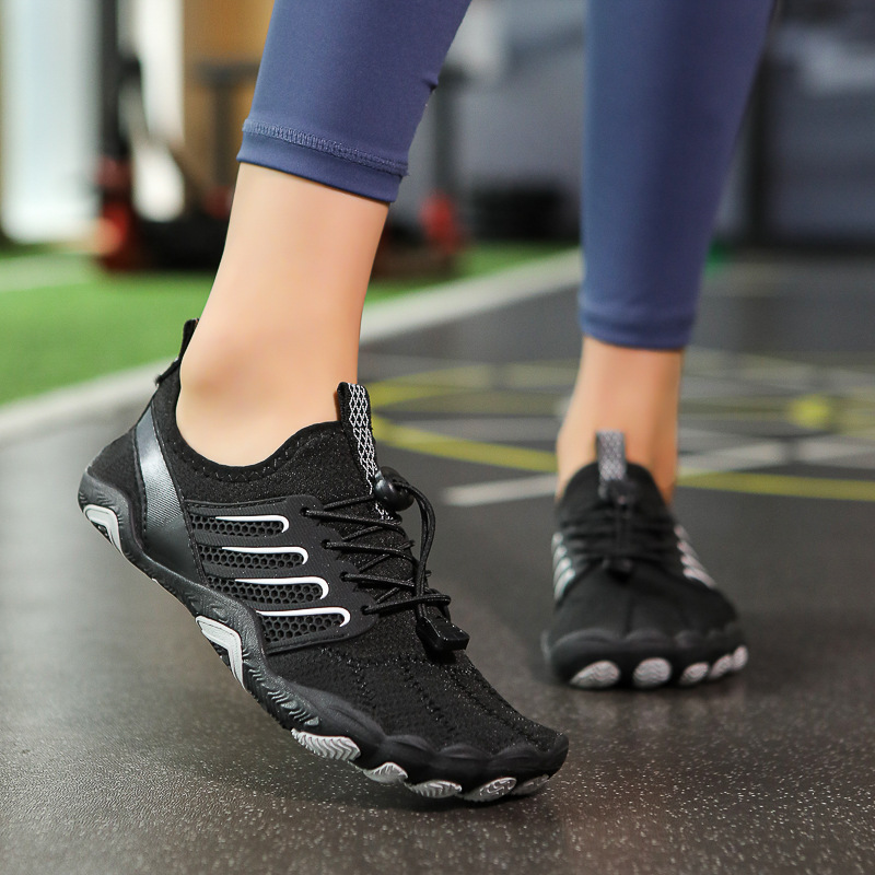 Picture of Outdoor Anti-Cut River Tracing Shoes for Men and Women, Beach Shoes, Quick-Drying Wading Shoes, Non-Slip Swimming Shoes, Women's Amphibious Fishing Shoes