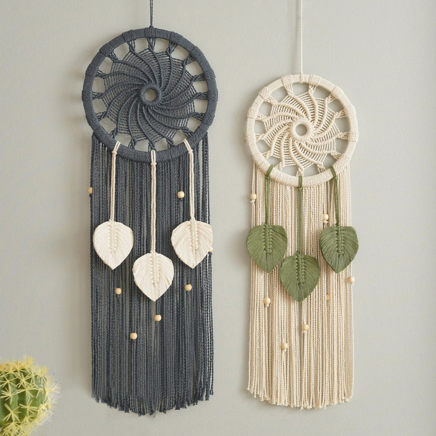 Picture of Nordic leaves dream catcher hand-woven tapestry creative round background wall decoration B & B home wall hanging foreign trade