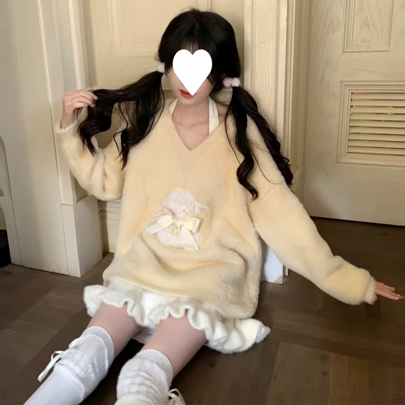Sweetheart girl custard imitation mink velvet V-neck sweater women's winter new cute lamb loose knit