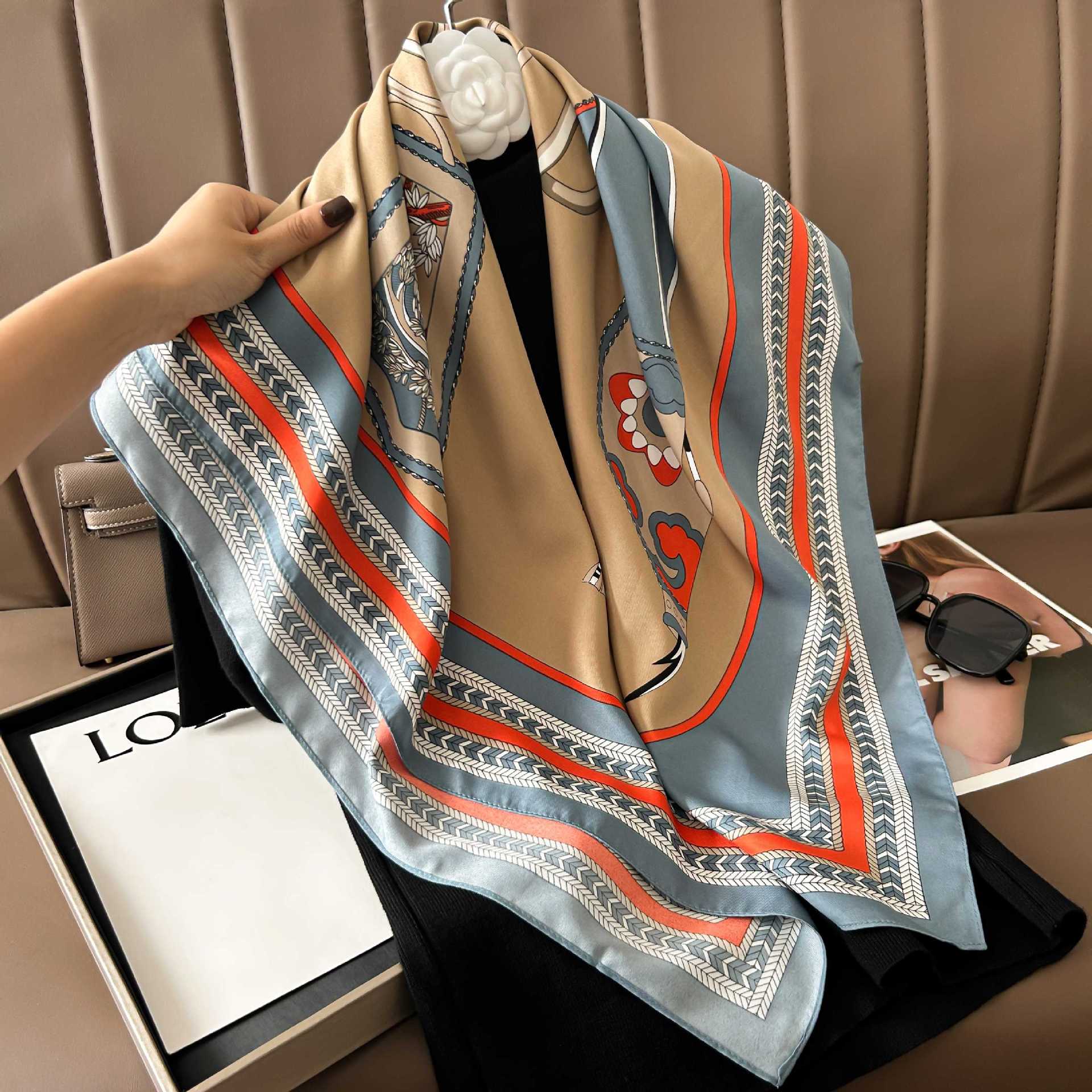 Picture of New 90cm Large Square Silk Elegant High-grade Decorative Shawl Women's Silk Scarf Fashion All-match Professional Scarf