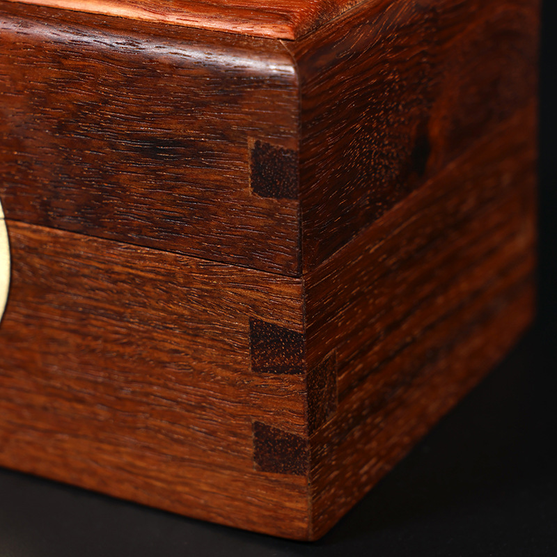 Picture of Big Fruit Red Sandalwood Collection Box Redwood Jewelry Box Wen Play Wooden Box Collection Myanmar Huali Small Wooden Box Classical Jewelry Box
