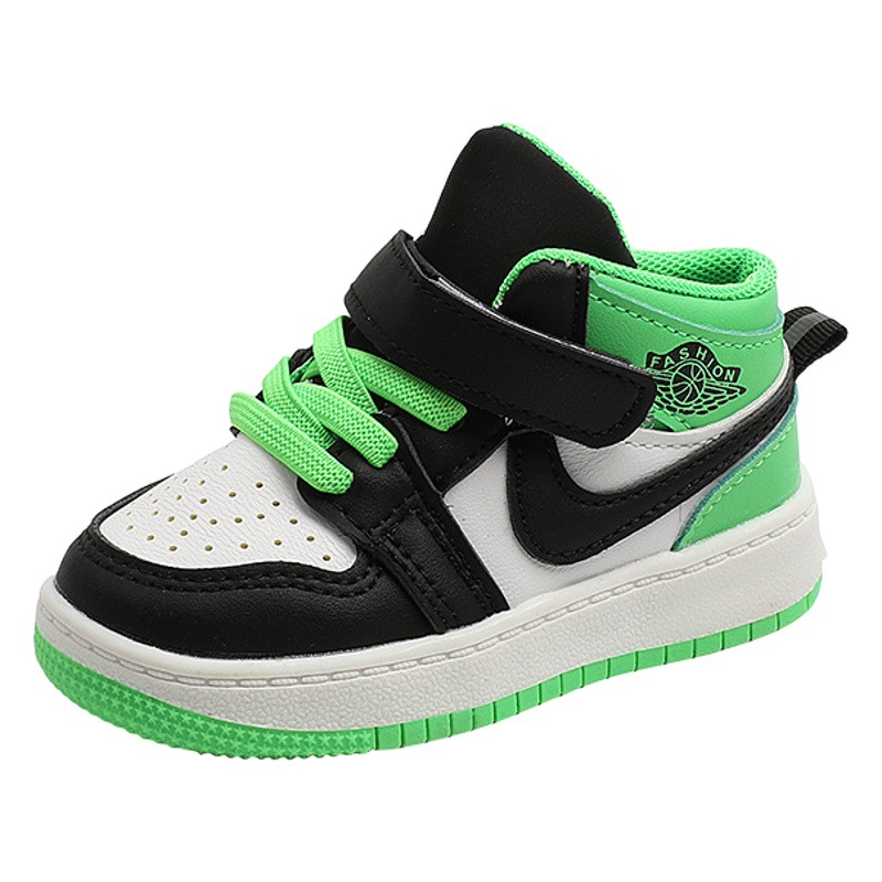 Picture of 2025 New Autum Children's Shoes, Boys' Soft-Soled Comfortable Sports and Casual Shoes, Korean Fashion Mid-Top Girls' Sneakers