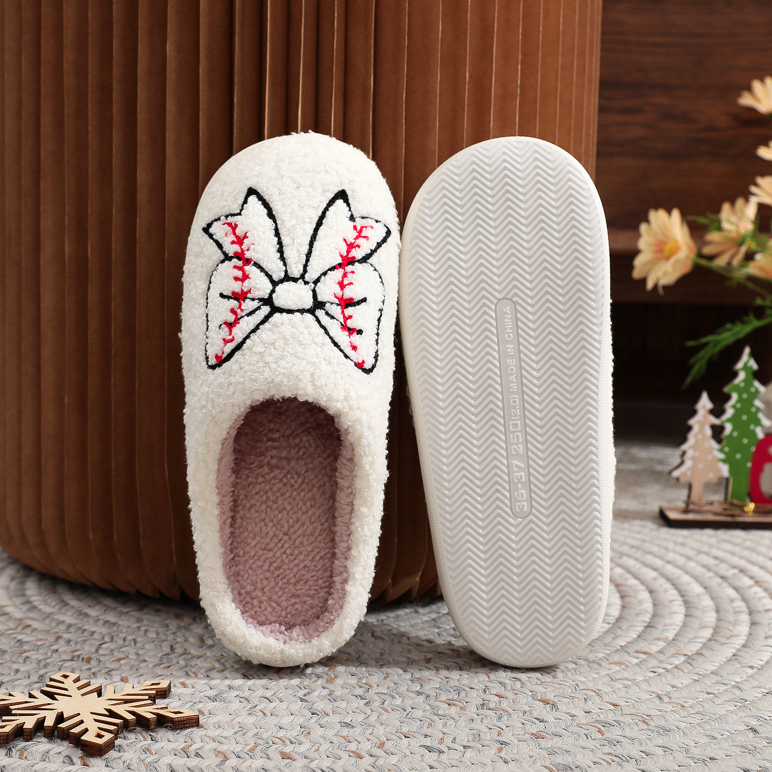 New cross-border baseball sports elements bow cotton slippers women's home indoor winter plush slippers plus size generation
