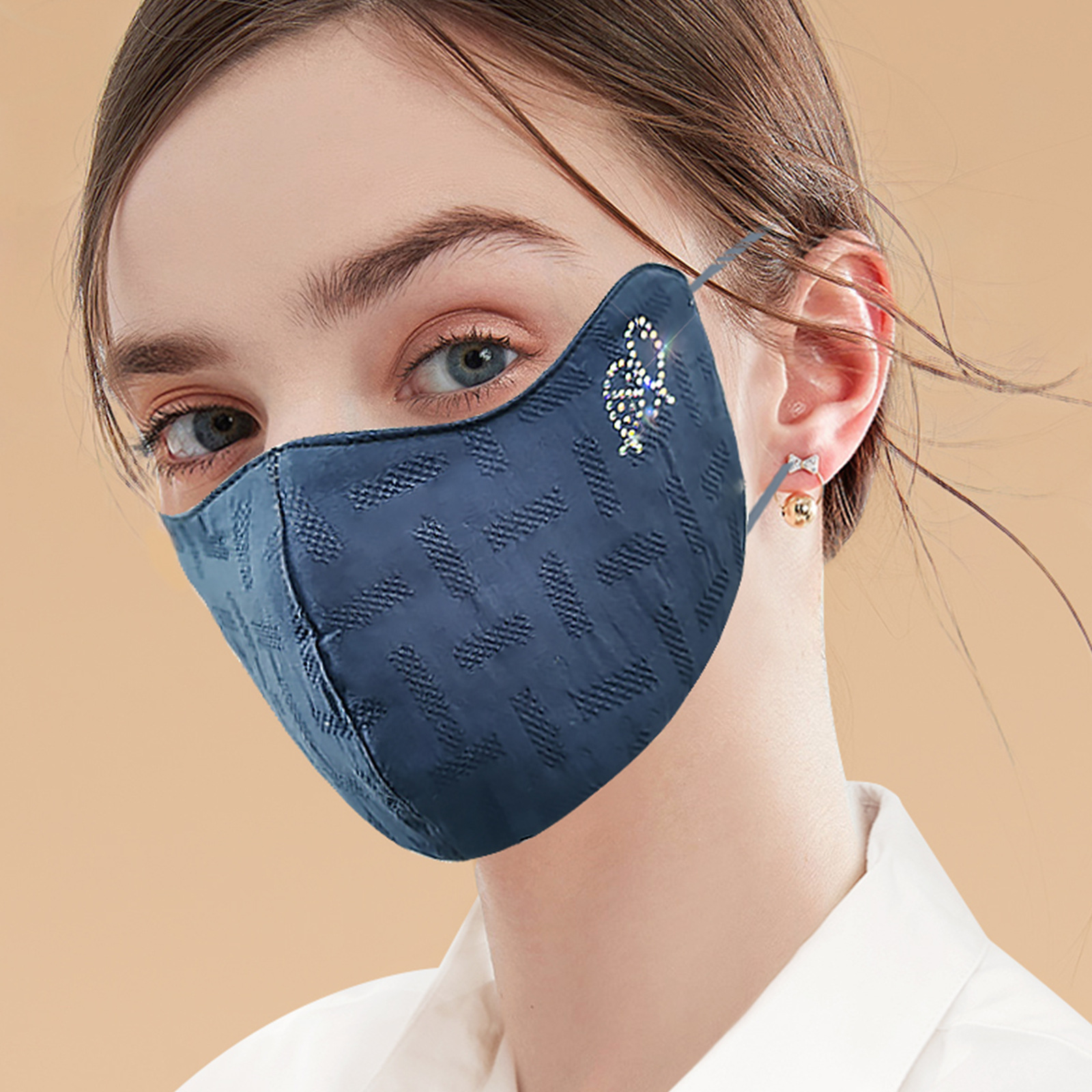 Picture of Autumn and Winter Warm Masks for Women, Eye Protection, Cycling, Dustproof, Windproof, Cold-Proof, Thickened Pure Cotton 3-Layer Cotton Cloth Masks Wholesale