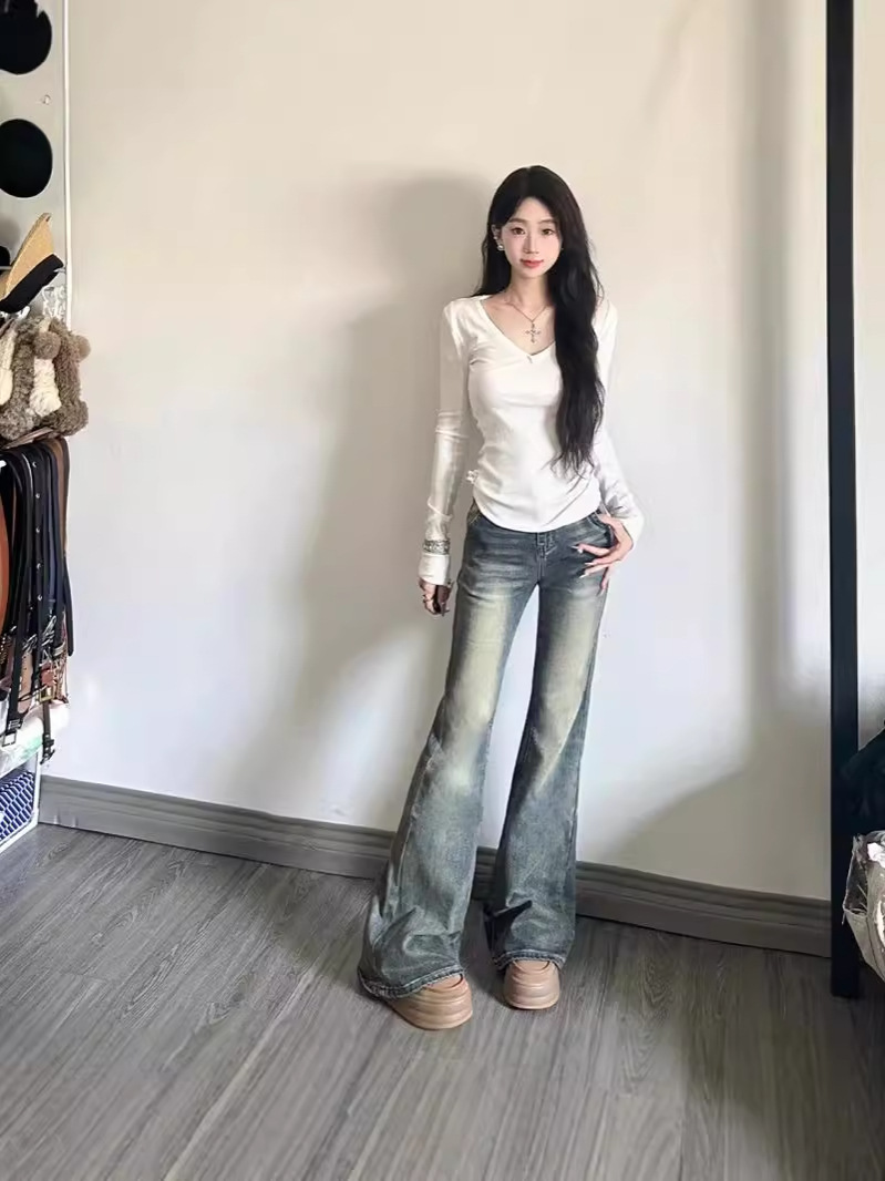 Picture of Solid Color Base Shirt with V-Neck Long-Sleeved Top Women's Spice Girls Shoulder Short T-Shirt Slim-Fit Waist-Tight Autumn Wear for Summer
