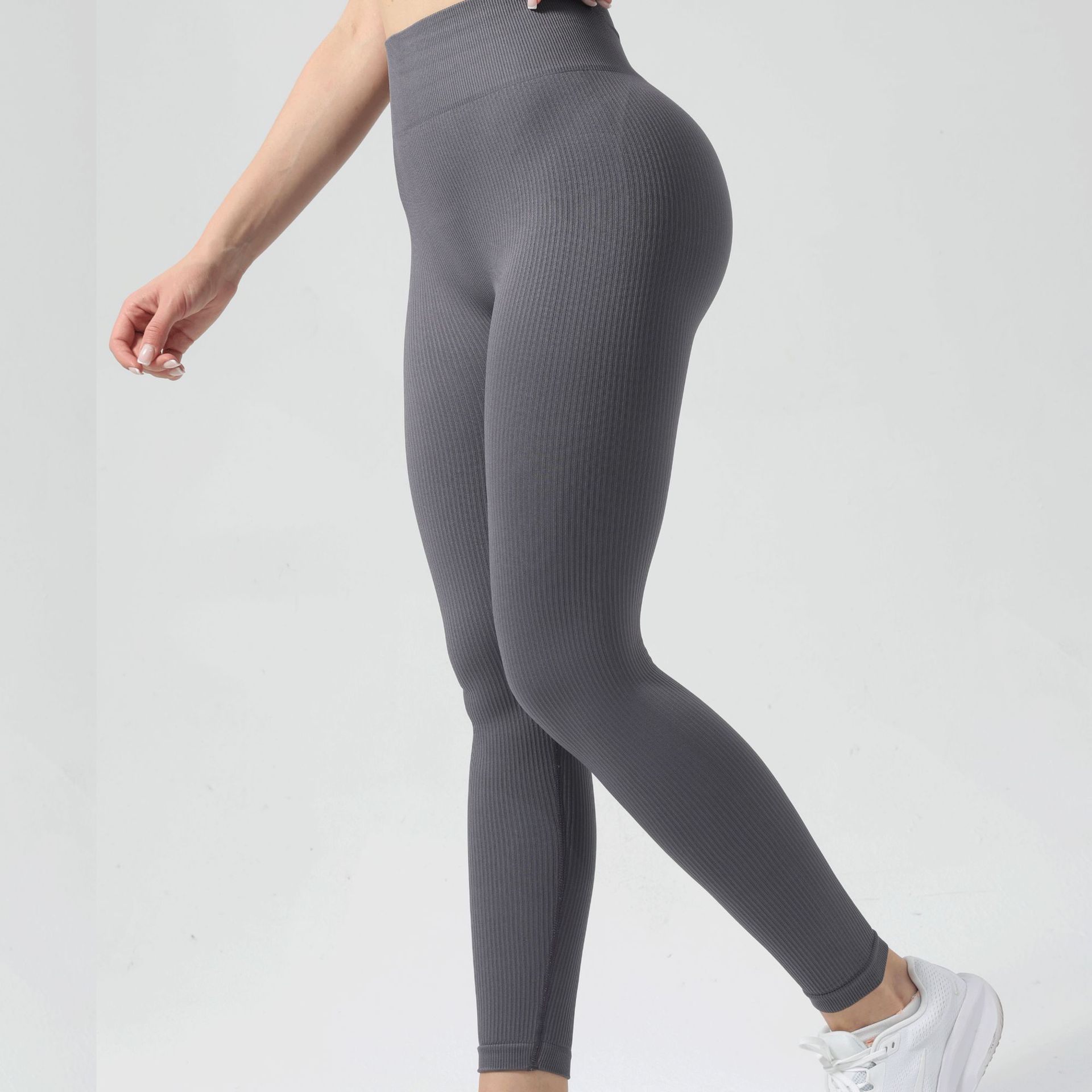 Picture of Nylon Summer Seamless Knitted High Elastic Sports Underwear U Square Collar Beautiful Back Yoga Sports Trousers Fitness suit Women
