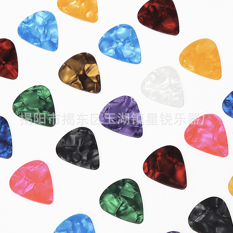 Picture of Guitar Picks 0.5 0.75 1mm Guitar Picks Guitar Picks Heart-Shaped Strumming Picks