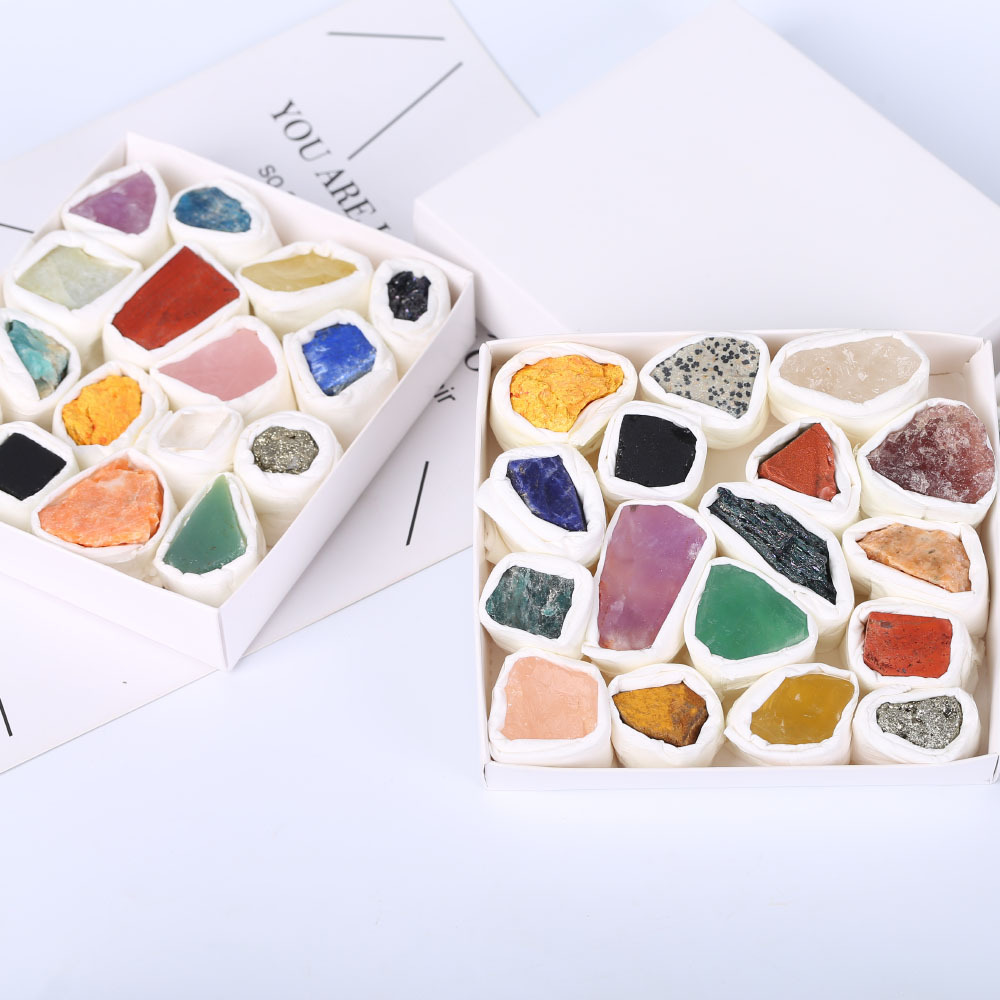 Picture of Wholesale cross-border Amazon hot crystal stone ore specimen box crystal crafts ornaments mineral specimens