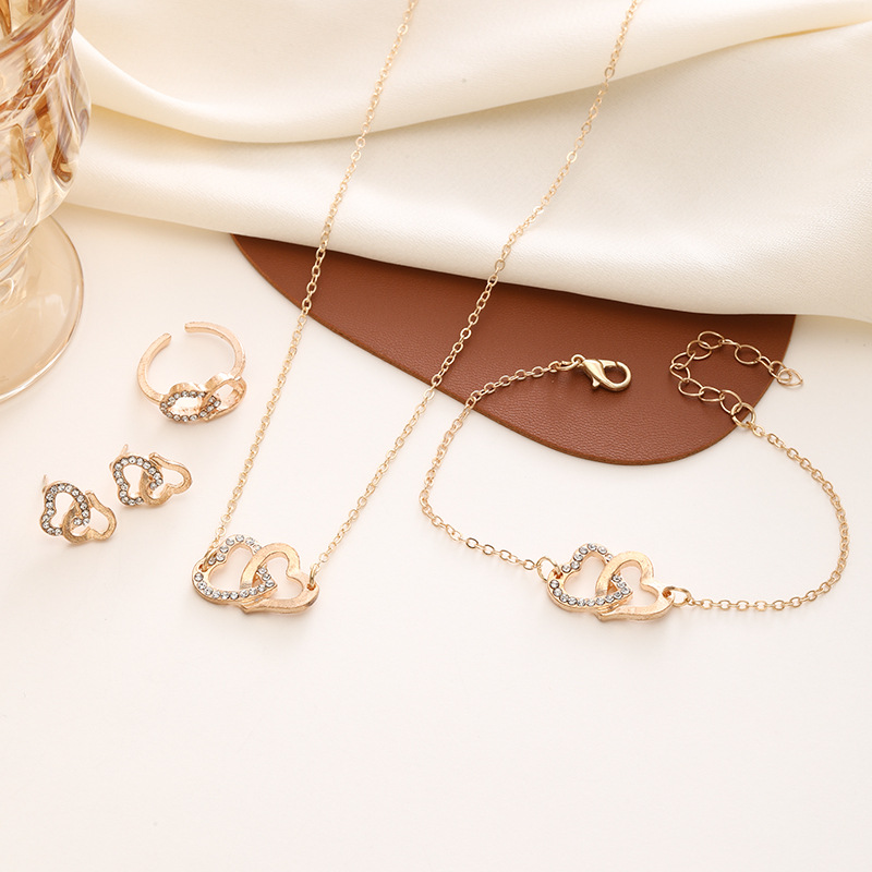 Picture of 2024 New European and American Simple Double Love Necklace Jewelry suit Light Luxury Bride Double Heart Jewelry Four-piece Set