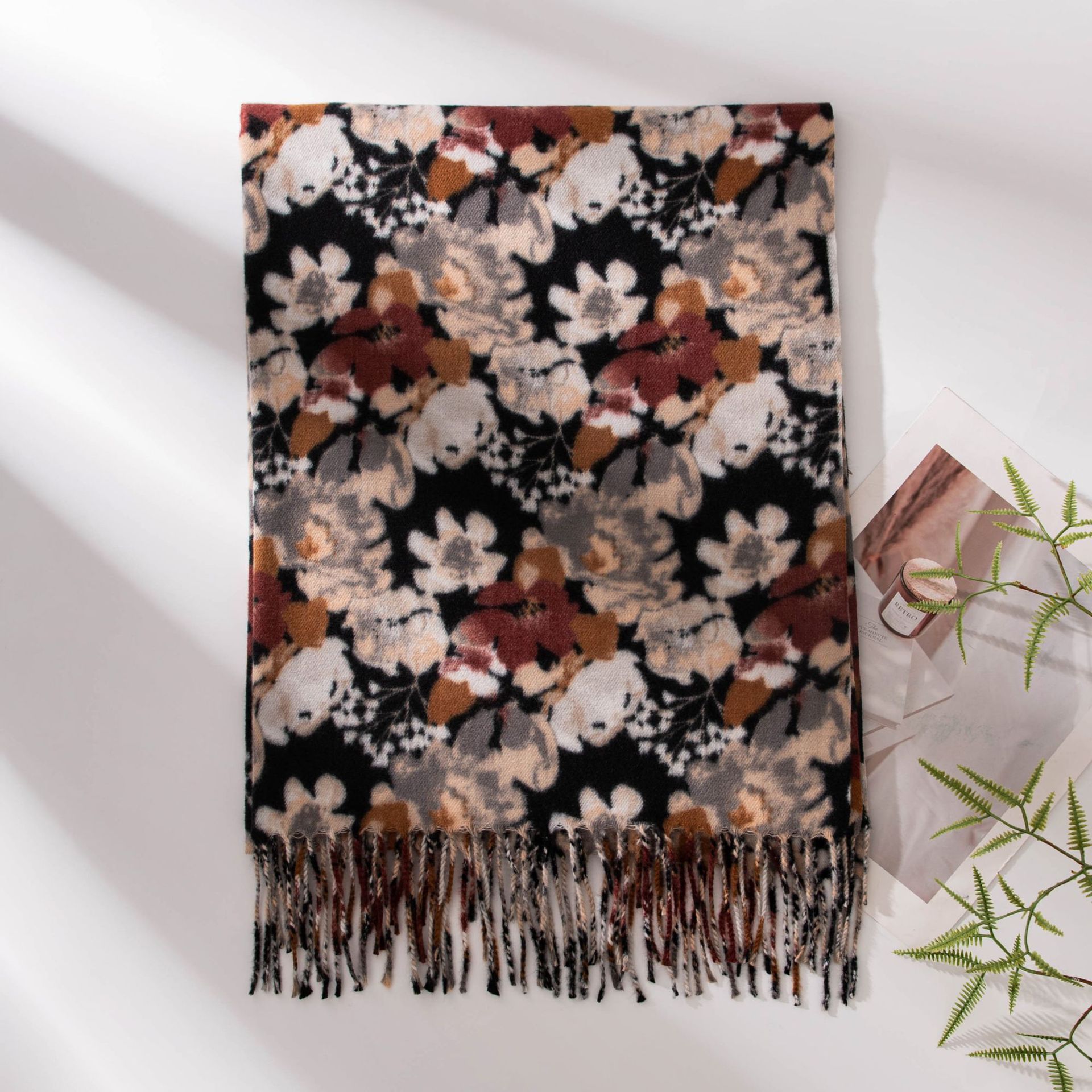 2025 New Soft and Warm Imitation Cashmere Small Flower Printed Tassel Scarf High-End Women's Scarf Shawl Wholesale