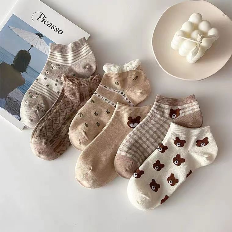 Spring and Autumn new three-dimensional Bear socks women's cute socks Japanese breathable boat Socks bubble mouth low top curling Zhuji
