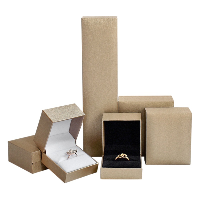 Red Right Angle Leather paper jewelry box ring pendant bracelet jewelry box bracelet necklace jewelry box wholesale