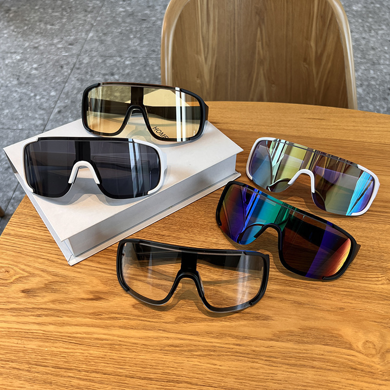 Picture of New Internet Celebrant Trendy Sunscreen Outdoor Riding Mirror Men's Anti-ultraviolet Mountain Climbing Ski Goggles Women's Trendy Colorful Sunglasses