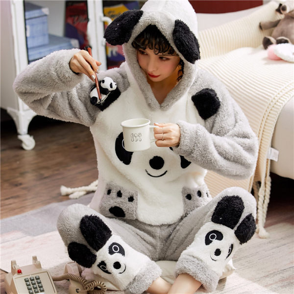 2022 autumn and winter new pajamas women's flannel hooded suit cute thick plush home wear can be worn outside