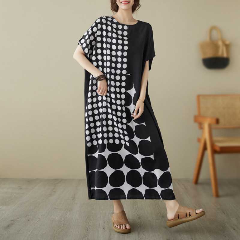 Picture of 2023 Summer New Artistic Size Wave Dot Stitching Printing plus size Short-sleeved Robe dress