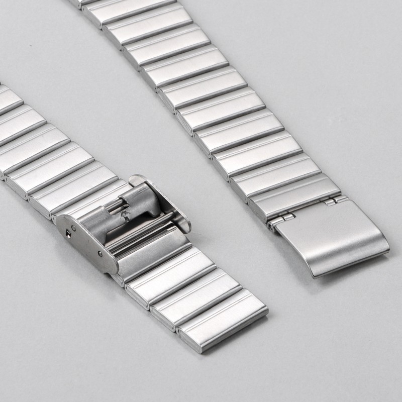 Picture of New retro steel strap for Cassib F91 AQ-S810W stainless steel strap 18/20mm in stock