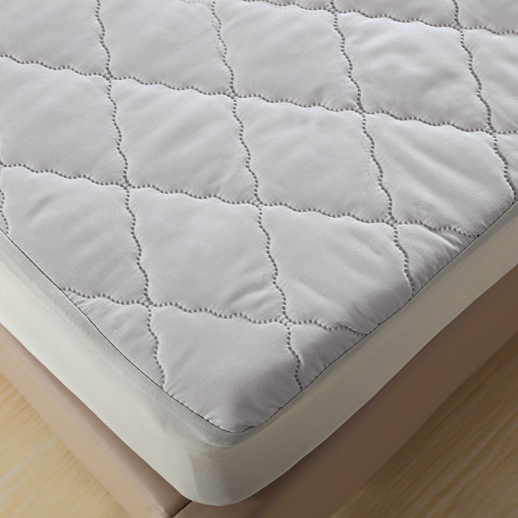 Picture of Amazon Waterproof Sheet Bed Cover Urine Barrier Mattress Cover Thickened Quilted Simmons Protective Cover Wholesale Washable