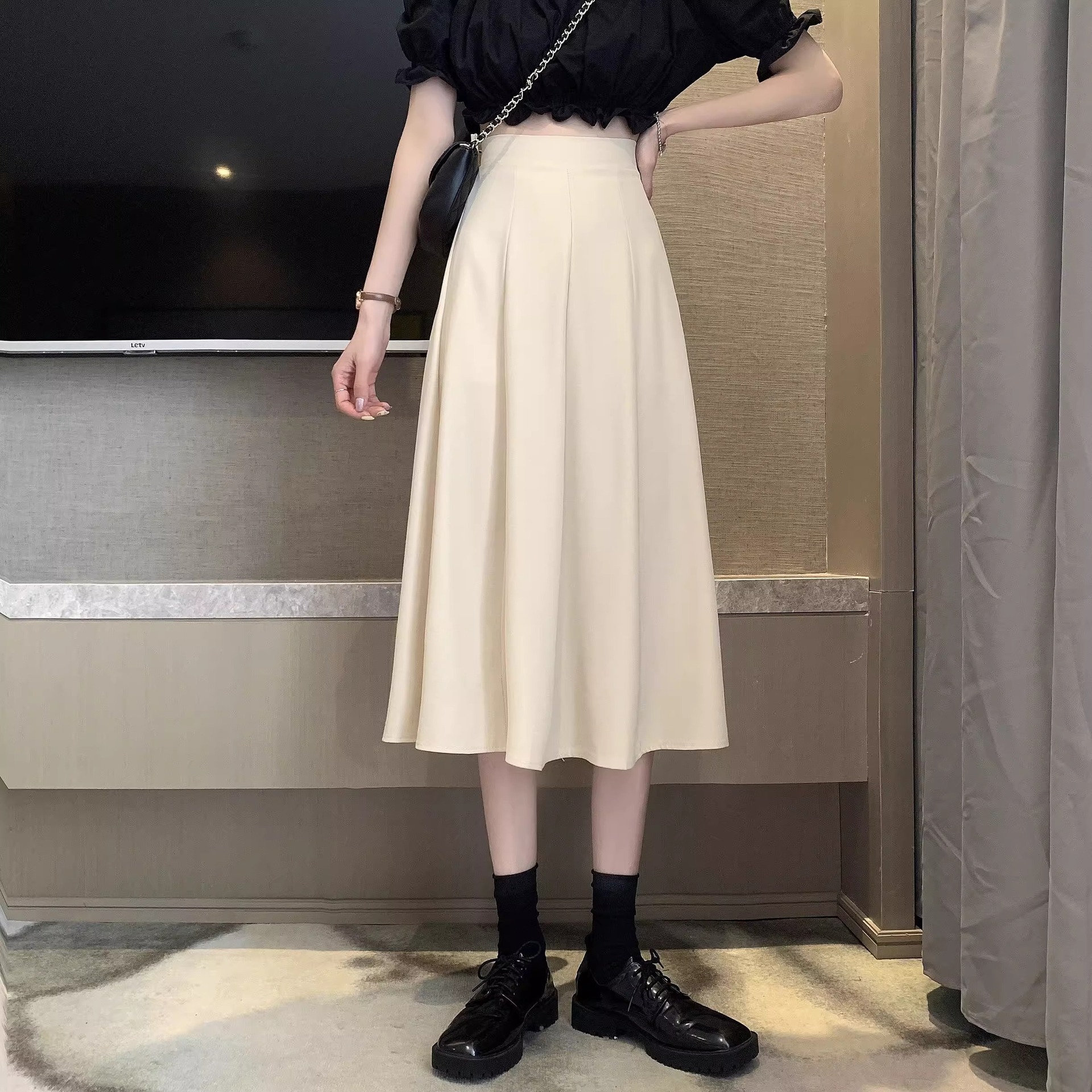 Women's Skirt 2024 Spring New Design Sense A- Shaped Umbrella Skirt chubby girl High Waist Mid-Length Hip Covering Black Skirt