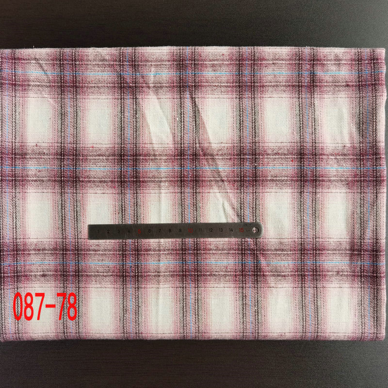 Picture of in stock brushed plaid fabric spring and summer women's shirt cloth 21 polyester cotton woven flannel plaid lining