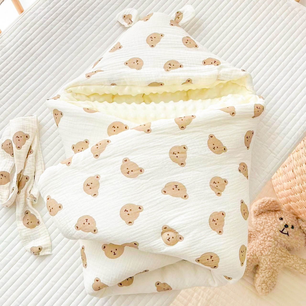 Picture of Autumn and Winter Cotton Baby's Ear Coated Cotton Cartoon Printing Newborn Birth Room Bean Blanket Thickened Cushion