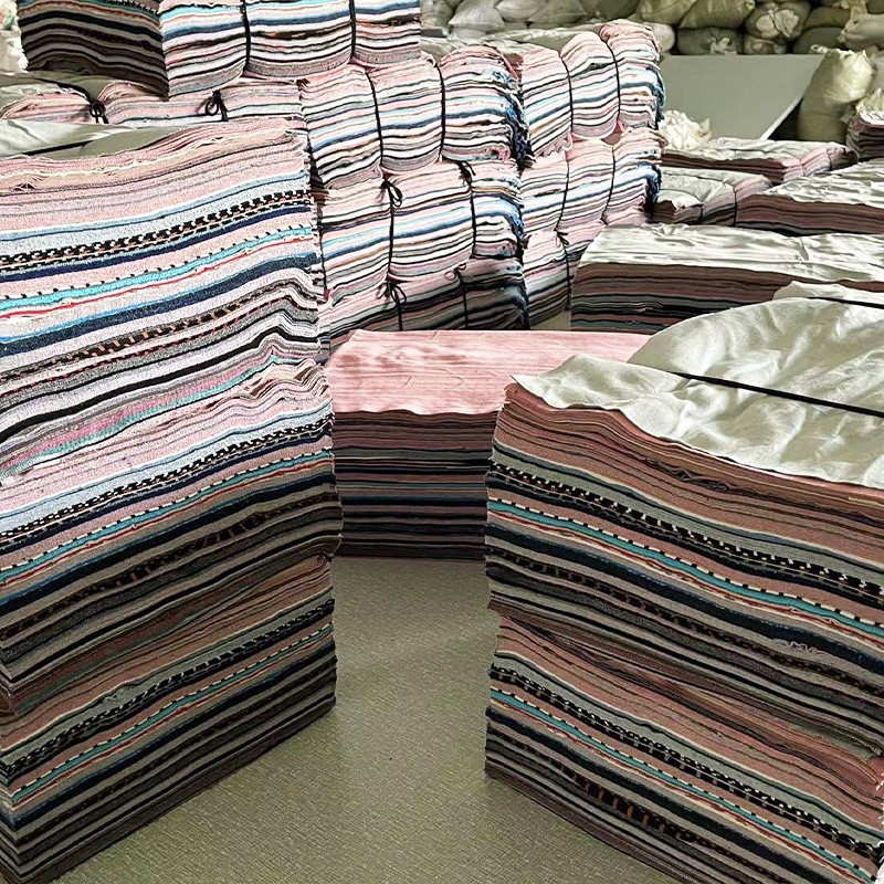Picture of Mixed Color Machine Wiping Cloth, Pure Cotton, Lint-Free, Industrial Rag, Oil-Absorbing and Water-Absorbing Waste Rag, Manufacturer Supply and Wholesale