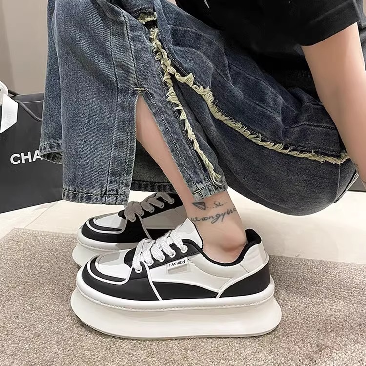 Thick-soled small white shoes women's summer 2024 new all-match explosions board shoes increased breathable sports casual shoes ins tide