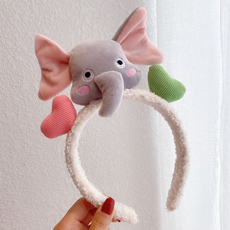 Picture of Special Headband for Face Washing for Women 2025 New Autumn and Winter Cute Bear Headband Hairband Hairpin Hair Accessory Plush Headwear