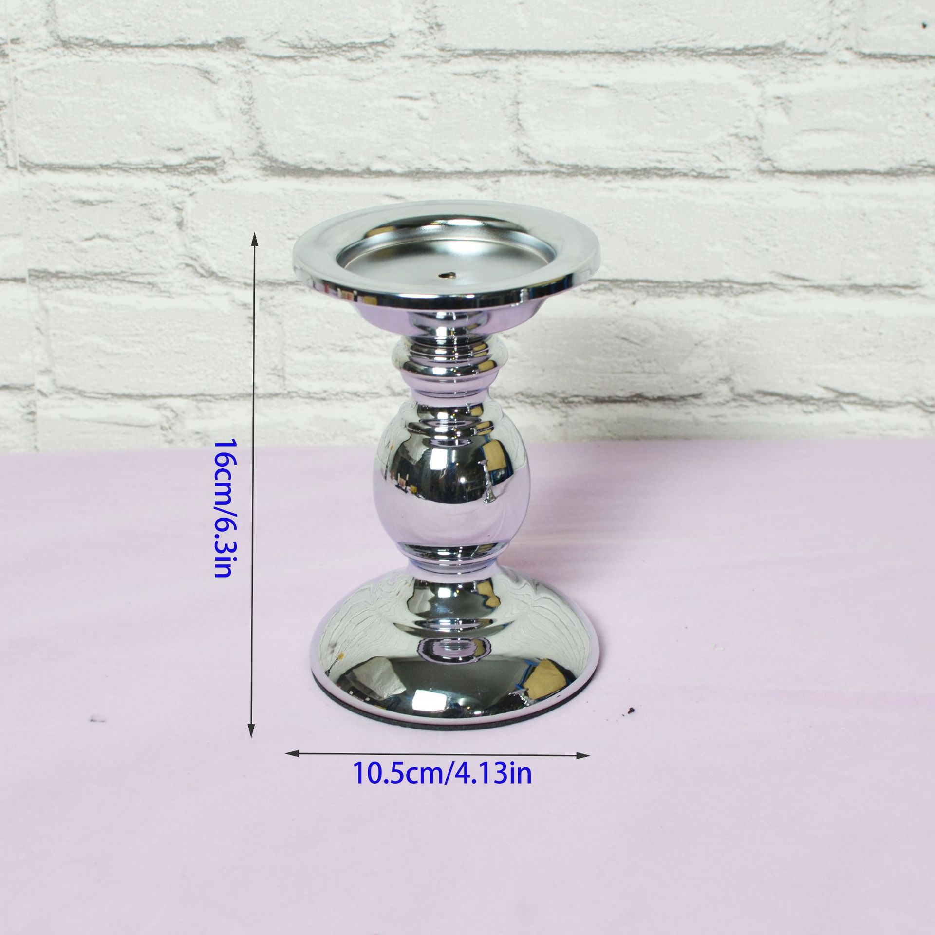 Picture of American Candlestick candlelight dinner candle Cup atmosphere decoration black iron candlestick crafts ornaments manufacturers supply