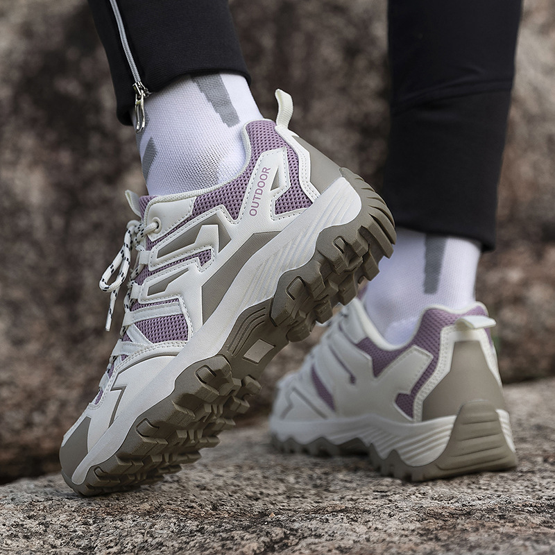 Picture of New outdoor sports hiking shoes non-slip wear-resistant fashion camping hiking shoes men's anti-collision breathable climbing shoes for women