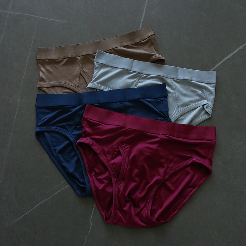 Picture of Tangge natural mulberry silk heavy fine men's knitted silk underwear briefs briefs shorts breathable and comfortable