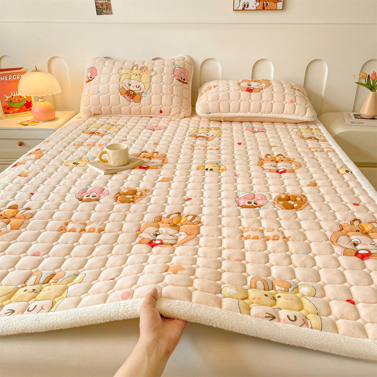 Picture of Class A maternal and child milk velvet mattress autumn and winter foldable washed anti-static home student dormitory bed cushion