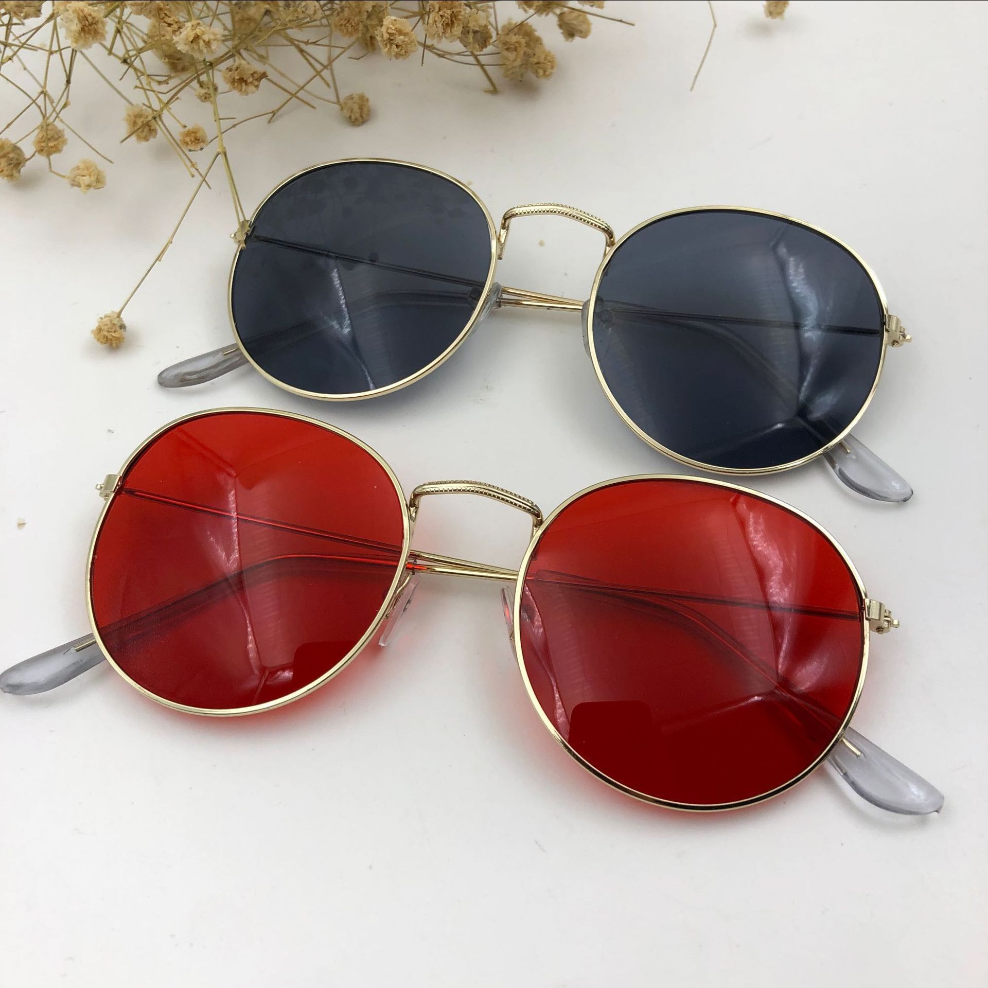 Picture of Heiyuan Cross-border New 3447 White Foot Cover Progressive Ocean Metal Round Sunglasses Transparent Large Frame Glasses