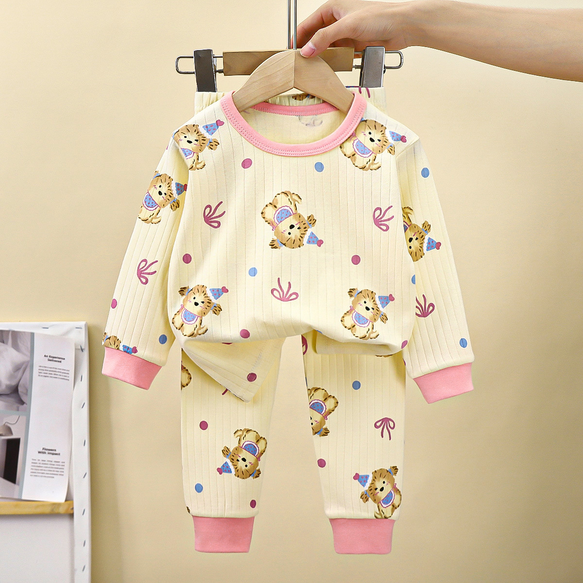 Picture of Children's Pure Cotton Underwear Set, New Autumn Style, Boys' Autumn Clothes and Pants, Baby Pajamas, Girls' Loungewear, Children's Clothing