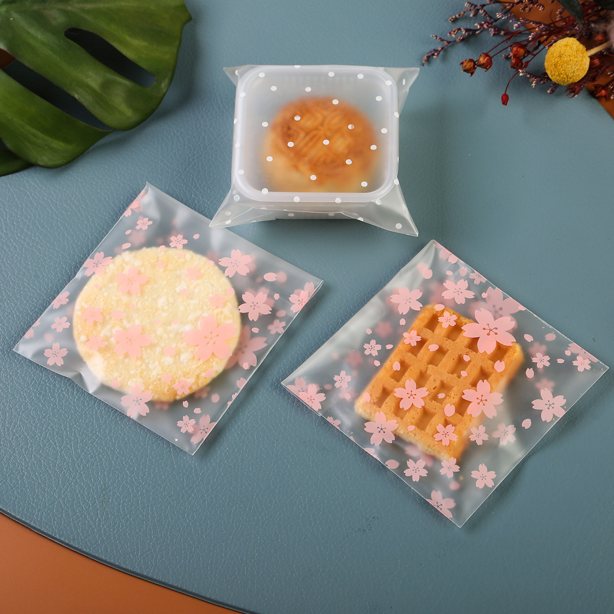 Thickened Cherry Blossom Self-Adhesive Bag Snowflake Nougat Gift Bag Customizable Plastic Round Self-Adhesive Baking Biscuit Bag