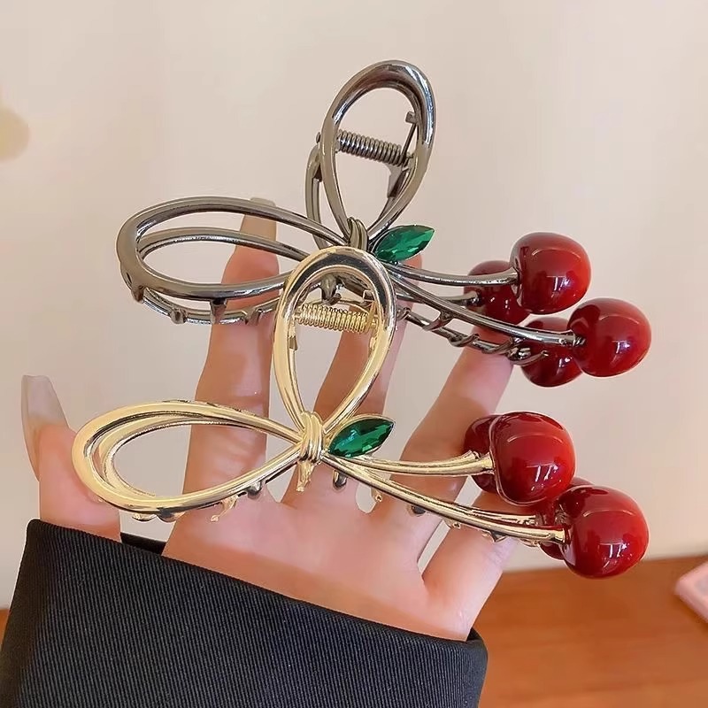 Cherry Claw Clip for Women, Large Elegant New Hairpin, Hair Accessory for the Back of the Head, High-End Bun, Premium Shark Clip Hair Ornament