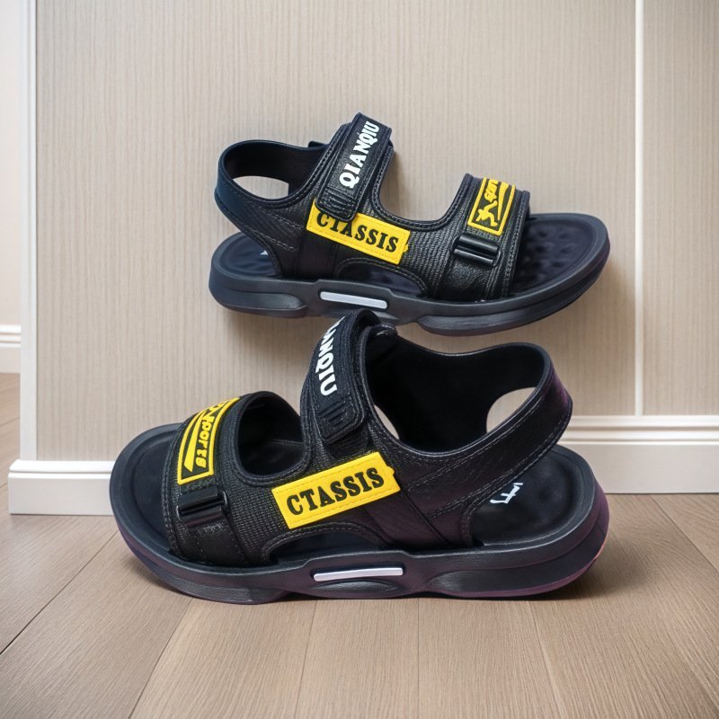 Picture of Children's sandals boys slippers 2024 summer new beach shoes outdoor large children's slippers wholesale trade