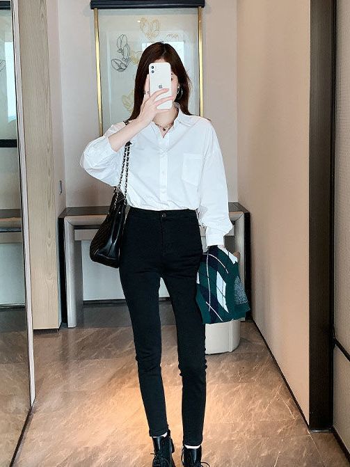 Picture of Polo Collar Long-sleeved White Shirt Women's Autumn New Korean Style Loose All-match Casual Elegant Cardigan Top for Outer Wear