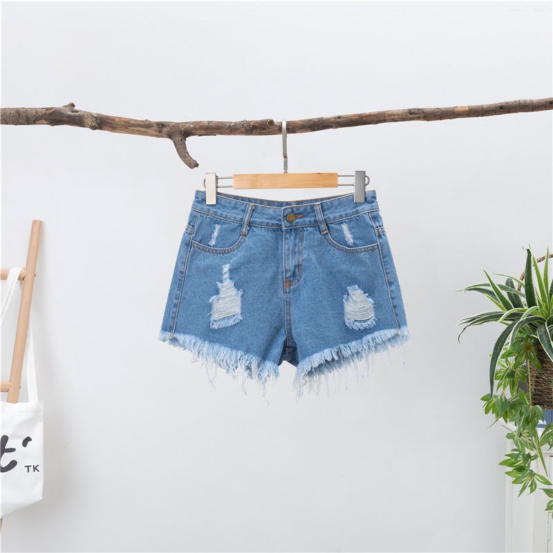 Picture of plus size chubby girl Loose Denim Shorts Women's Summer Korean-style High Waist Ripped 100.00kg Slim-fit Wide Leg A- shaped Hot Pants