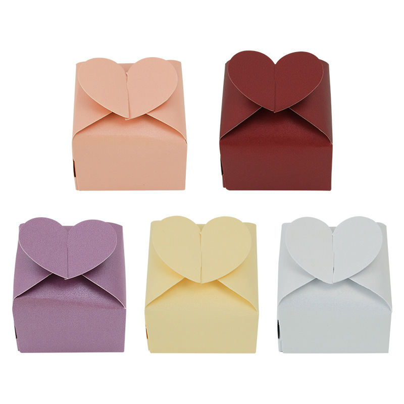 Picture of Cross-border new candy box creative love square candy box pearl paper heart-shaped packaging box wedding candy box wholesale