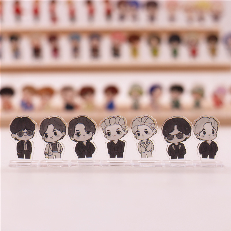 Picture of Bts Peripherals Tian Bao Guo Jin Taeheng Zheng Xipu Zhiqi Mini Stand Night Scene