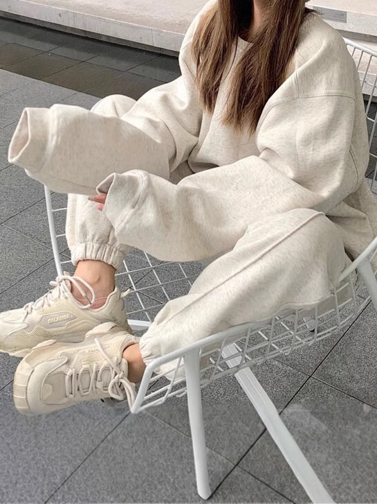 944#2024 Spring and Autumn Leisure Sports suit Women's European Goods Fried Street Fashion Age-reducing Loose Sweatpants Two-piece Set