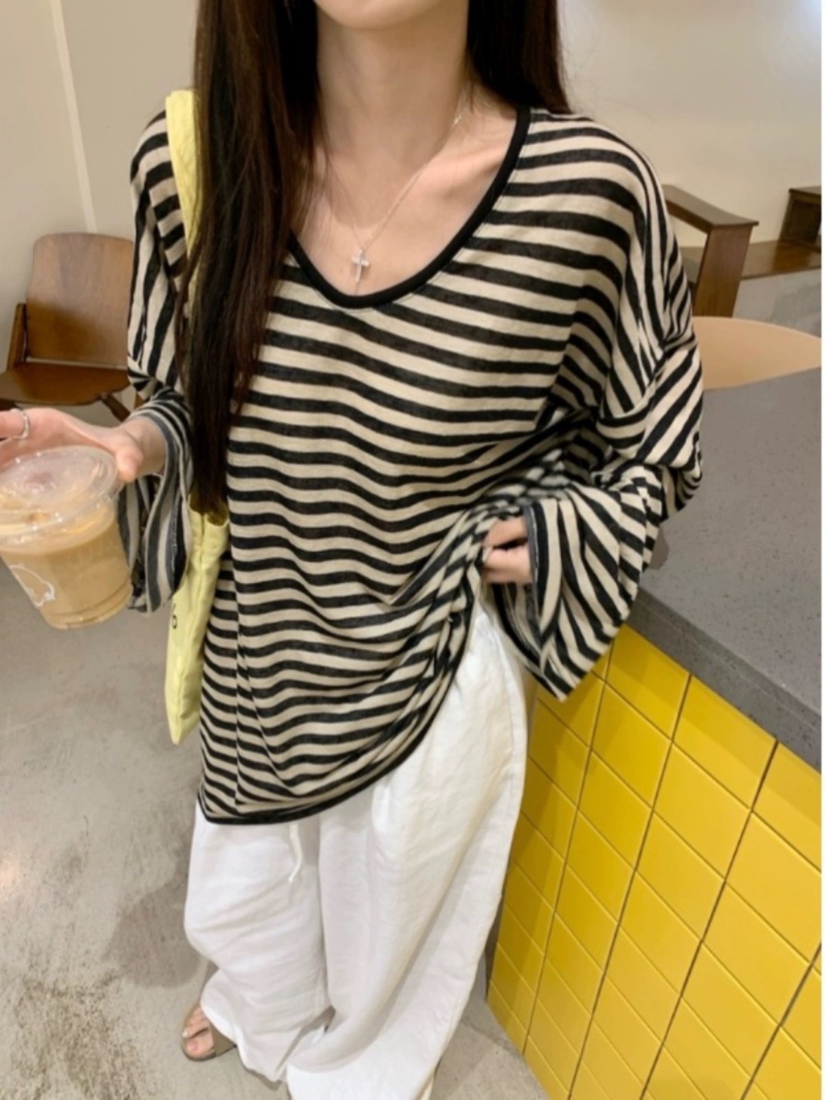 Cross-border STripesd TrumpeT Long-sleeved Sun ProTecTion T-shirT for Women Summer 2024 New Loose Lazy STyle Loose Long-sleeved Top