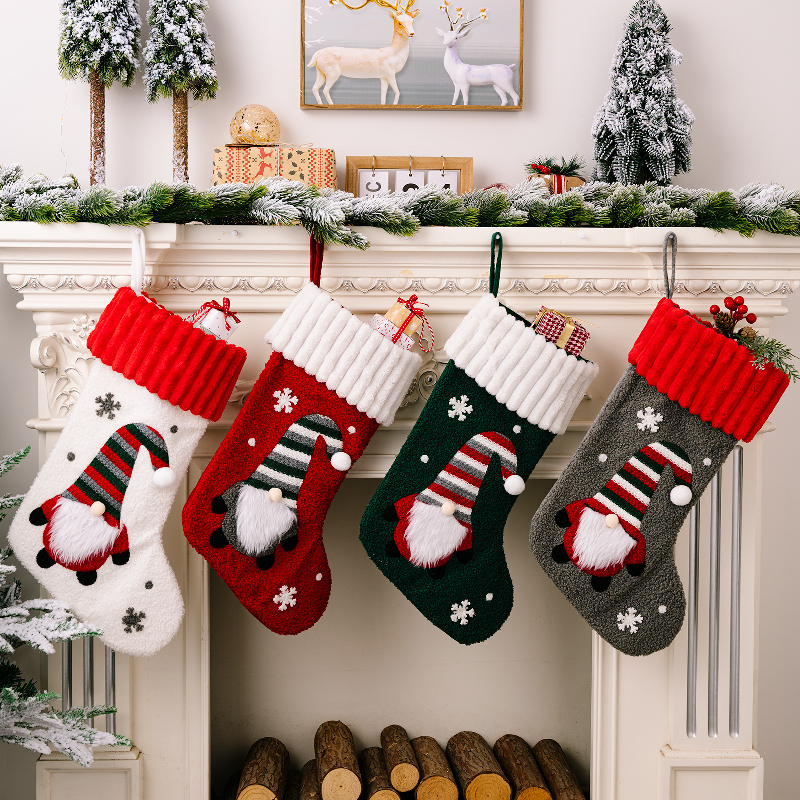 Cross-border Christmas decorations new socks Christmas tree ornaments knitted faceless Rudolf gift bag wholesale