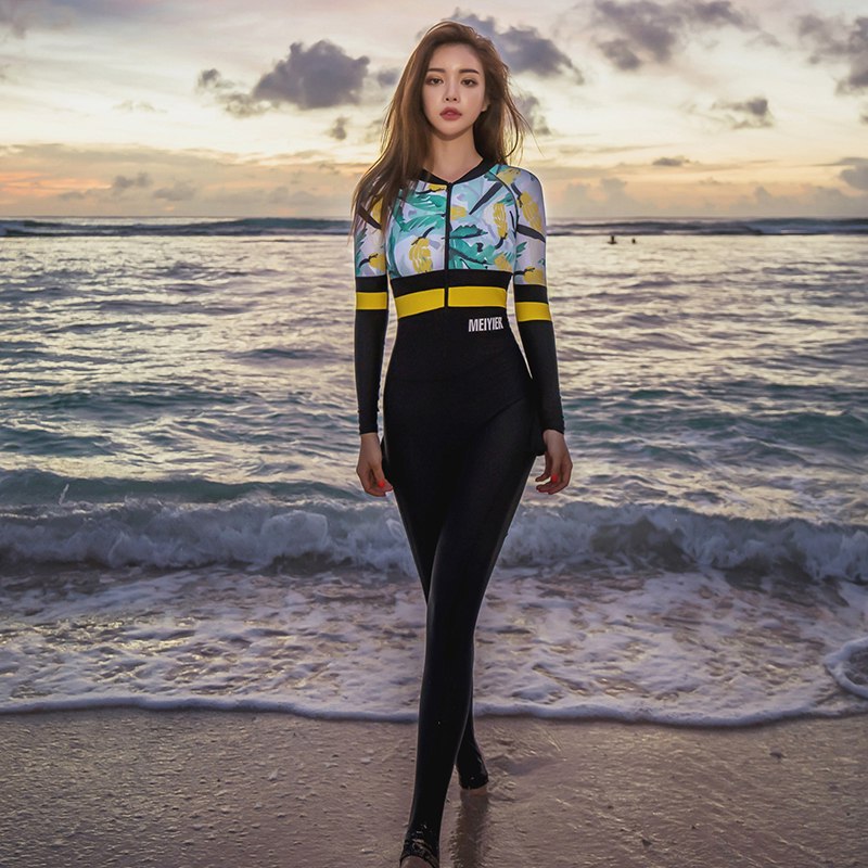 South Korea diving suit women split long sleeve sunscreen trousers surfing jellyfish suit 2019 Swimsuit snorkeling suit a generation of hair